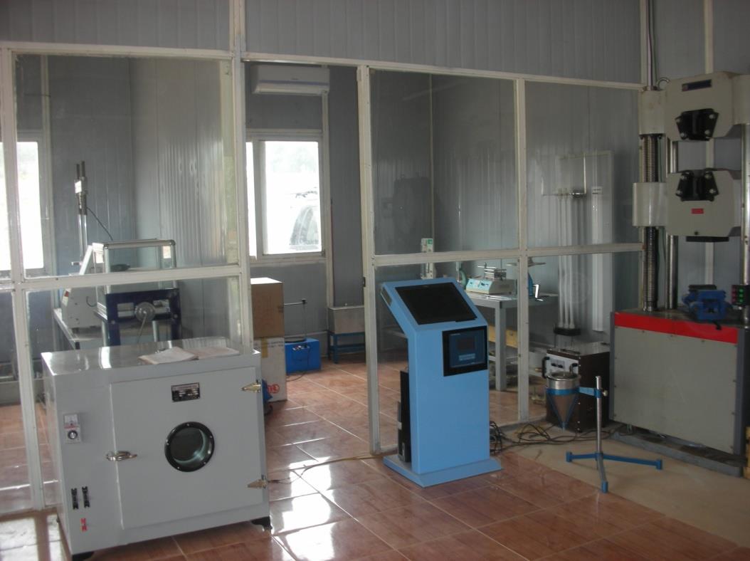 Sản xuất và lắp đặt và bán buôn máy móc, thiết bị công nghệ